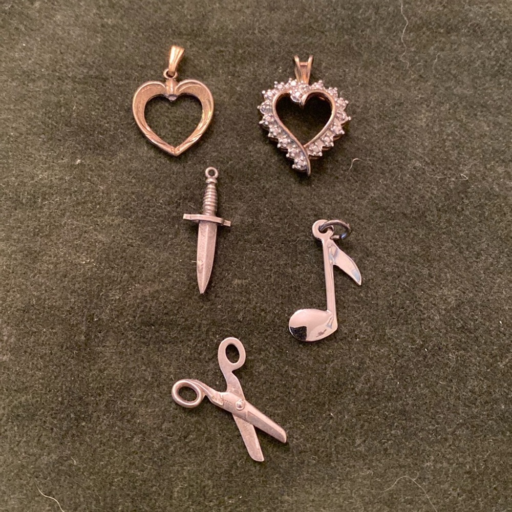 Sterling Silver Charm ❤️